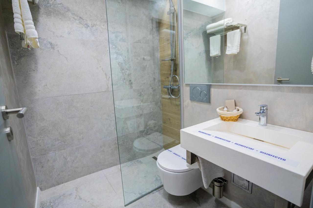 Hotel Prestige Мамая Екстериор снимка